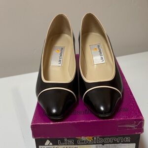 Liz Claiborne Black Pumps with Cream Trim Accents